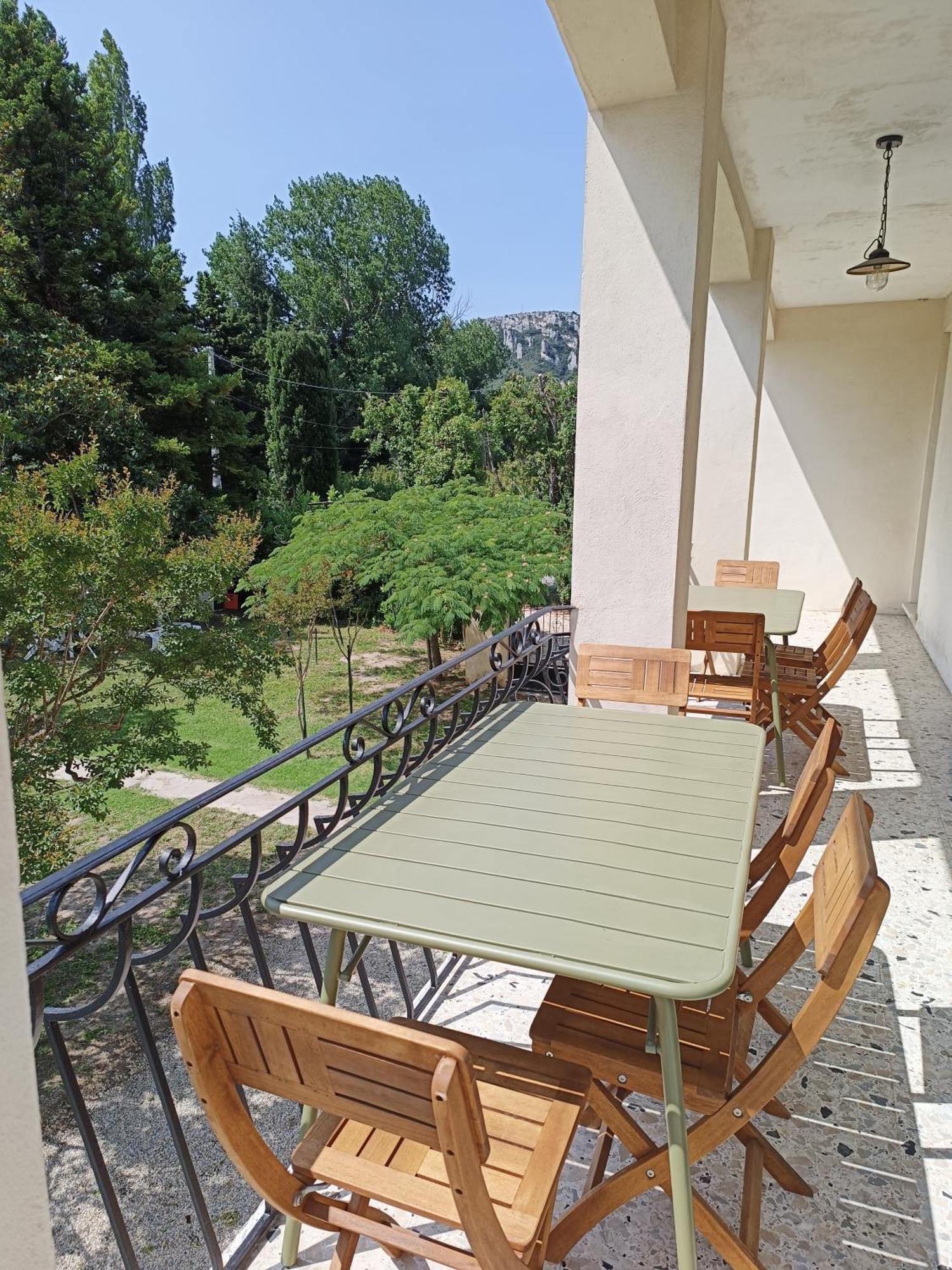 Villa A L'Ombre De L'Olivier à Orgon Extérieur photo